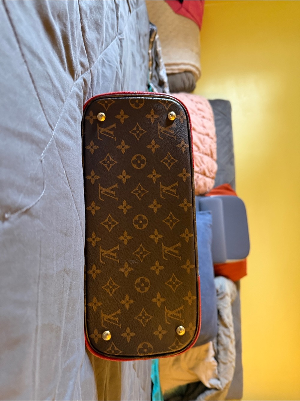 Louis Vuitton Monogram Tote with Red Handles and Corners - Picture 4 of 5
